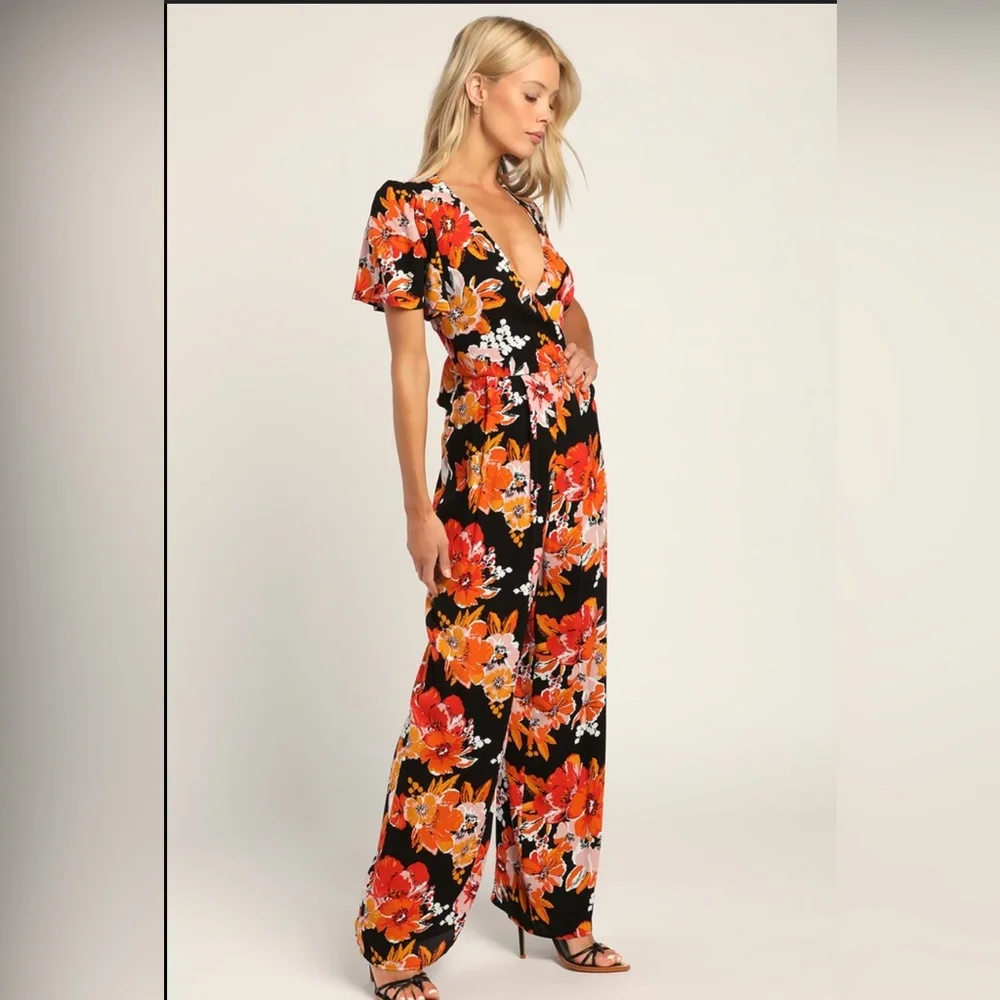 Lulu’s Floral Jumpsuit - Picture 2 of 4
